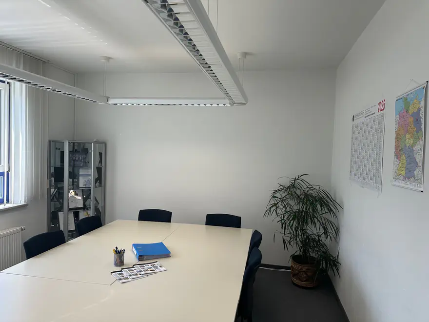 Besprechungsraum der Eichinger Geschäftsstelle in Friedberg