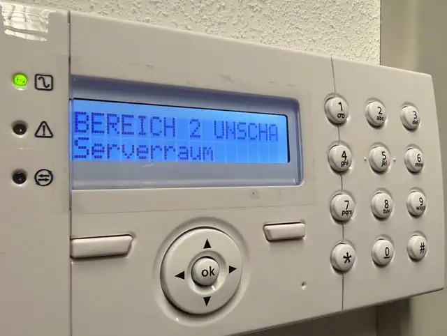 Bedienfeld einer professionellen Einbruchmeldeanlage für den Alarm- und Interventionsdienst